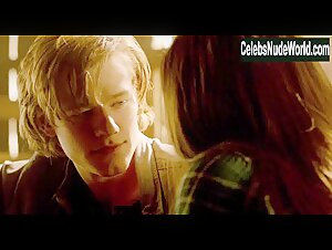 Merritt Patterson Hot , Couple scene in Wolves (2014) 2