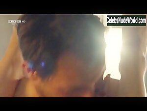 Mersiha Husagic in Bad Cop: Kriminell gut (series) (2017) 2