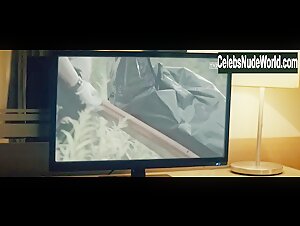 Michalina Olszanska in Anatomia zla (2015) 13