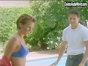 Miche Rene Straub Outdoor , Bikini in Virtual Girl (1998)