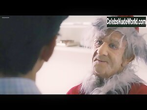 Miriam Giovanelli in I 2 soliti idioti (2012) 17