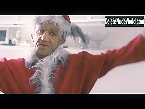 Miriam Giovanelli in I 2 soliti idioti (2012) 2