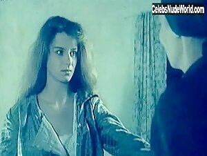 Mirjana Jokovic in Put na jug (1988) 7