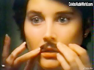 Missy O'Shea boobs , Mirror in New York Nights (1984) 20