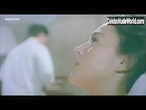 Monica Bellucci in La riffa (1991) 8