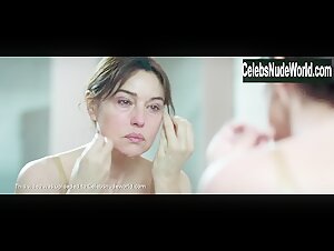 Monica Bellucci in Ville-Marie (2015) 16