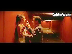 Monica Bellucci Kissing , Hot in Irreversible (2002) 1