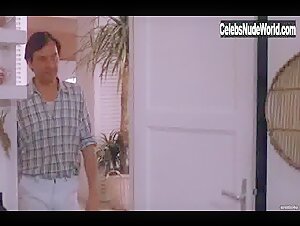 Monica Broeke Butt , Explicit in Premiers desirs (1984) 3
