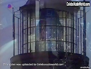 Muriel Baumeister in Versuchung - Der Priester und das Madchen (1995) 15