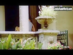 Muriel Montosse Outdoor , Kissing in Cecilia (1982) 6