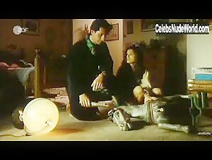 Nadia Fares Flasing , boobs in Elles n'oublient jamais (1994) 14