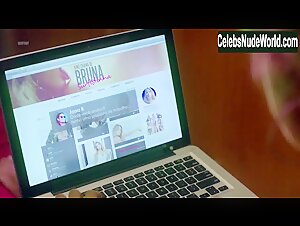 Nash Laila Lingerie , boobs in Me Chama de Bruna (series) (2016) 10