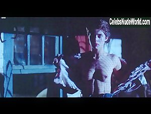 Nastassja Kinski in Cat People (1982) 13