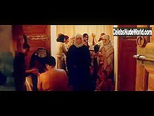 Nastassja Kinski in Harem (1985) 15