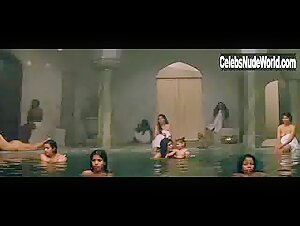 Nastassja Kinski in Harem (1985) 5