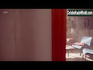 Natacha Lindinger Kissing , Butt in Sam (series) (2016) 7