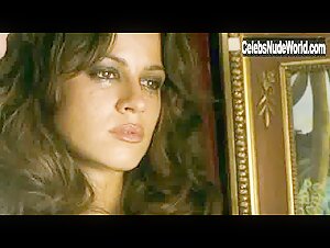 Natalia Avelon in Das wilde Leben (2007) 9