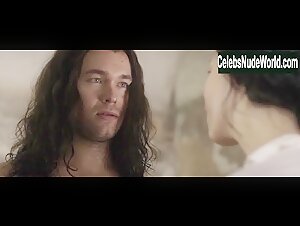 Natalie Madueno in Tordenskjold og Kold (2016) 15
