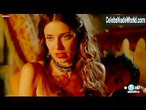 Natasha Yarovenko in Las aventuras del capitan Alatriste (series) (2015) 18