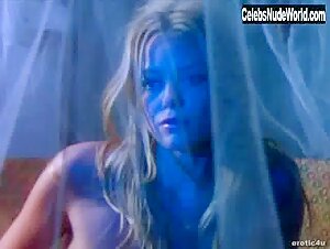 Natasja Vermeer in Emmanuelle's Private Collection: Emmanuelle vs. Dracula (2004) 19