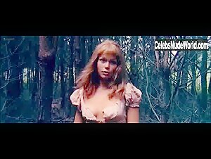 Neda Arneric cleavage , hot scene in Venom (1971) 14