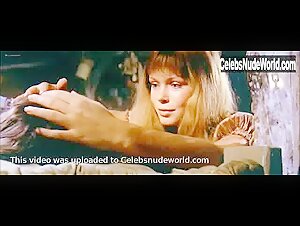 Neda Arneric cleavage , hot scene in Venom (1971) 20