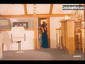 Neith Hunter Kissing , Lingerie in Gentleman's Bet (1995) 5