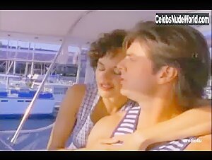 Neith Hunter Explicit , Kissing in Gentleman's Bet (1995) 3