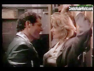 Nicole Gian Kissing , Blonde in Striking Resemblance (1997) 20