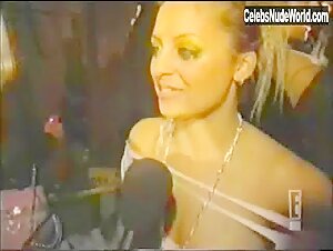 Nicole Richie in Interview (2005) 3