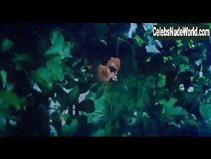 Nieves Navarro Outdoor , boobs in Emanuelle e gli ultimi cannibali (1977) 14