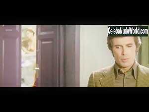 Nieves Navarro in Tutti i colori del buio (1972) 10