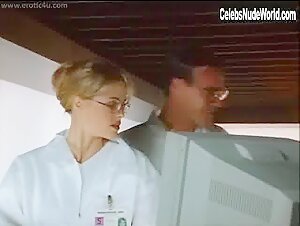Nikki Fritz boobs , nude scene in Veronica 2030 (1999) 1
