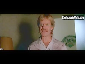 Nina Hartley in Boogie Nights (1997) 15