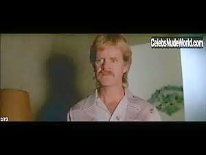 Nina Hartley in Boogie Nights (1997) 16