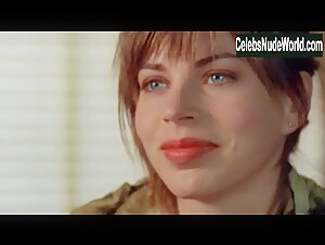 Noemie Godin-Vigneau in Je n'aime que toi (2004) 11