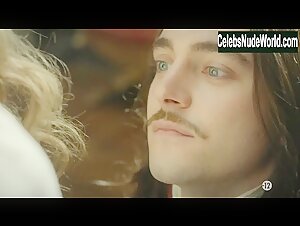 Noemie Schmidt Costume , Blonde in Versailles (series) (2015) 13