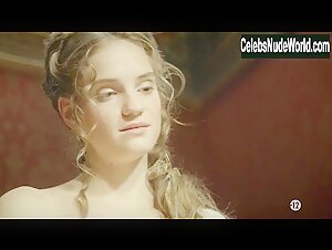 Noemie Schmidt Costume , Blonde in Versailles (series) (2015) 15