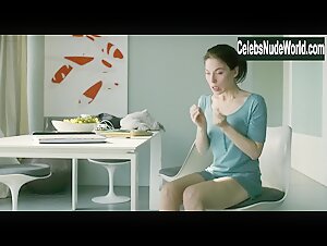 Nora von Waldstatten in Oktober November (2013) 16