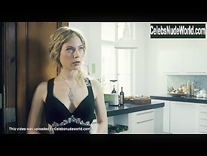 Nora von Waldstatten in Oktober November (2013) 5