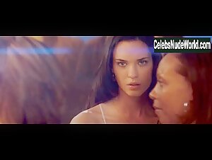 Odette Annable in Unborn (2009)