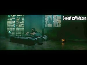 Olga Boladz in Czlowiek z magicznym pudelkiem (2017) 7