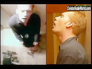 Olivia O'Lovely Brunette , Kissing in 7 Lives Xposed (series) (2001) 17