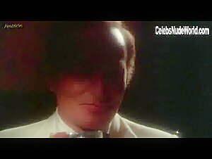 Olivia Pascal Explicit , Vintage in Vanessa (1977) 19