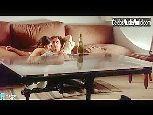 Ornella Muti Flasing , boobs in La derniere femme (1976) 10