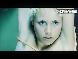 Orsolya Toth in Szep napok (2002) 5