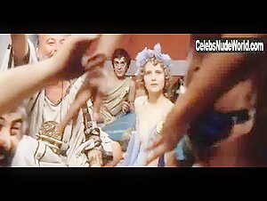 Pam Grier nude, butt scene in Arena (1974) 11