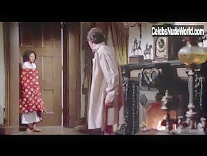 Pam Grier hot , sex scene in Drum (1976) 1