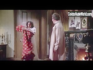 Pam Grier hot , sex scene in Drum (1976) 2