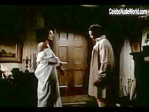 Pam Grier Brunette , Vintage scene in Drum (1976) 11